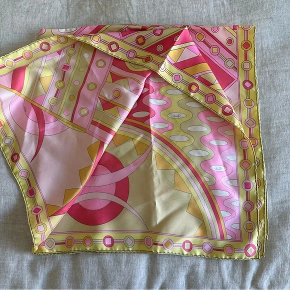 Emilio Pucci Silk Scarf with Geometric Design - Picture 5 of 6